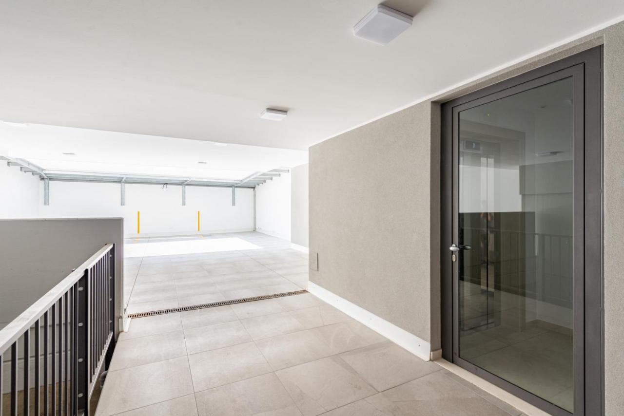 Central Station Apt With Parking バーリ エクステリア 写真